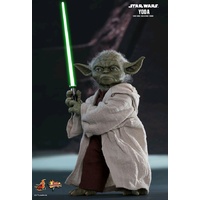 Hot Toys Star Wars Episode II Attack of the Clones Yoda 1:6 Sixth Scale Action Figure