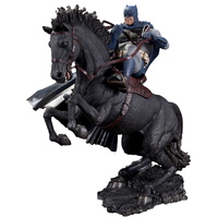 DC Collectibles Batman. The Dark Knight Returns. A Call To Arms. Statue