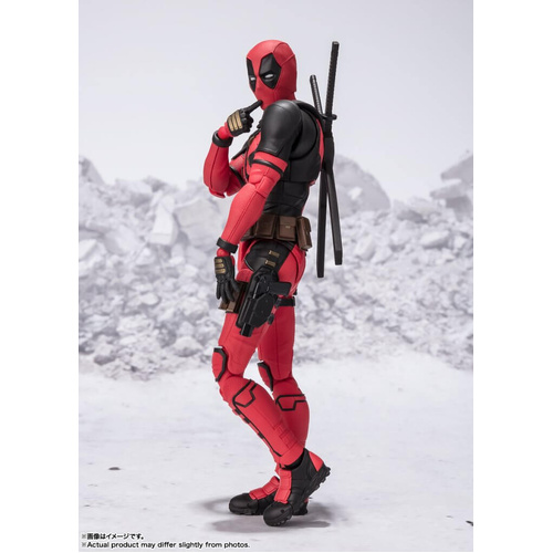 Bandai Tamashii Nations S.H. Figuarts Marvel Deadpool & Wolverine - Deadpool Action Figure
